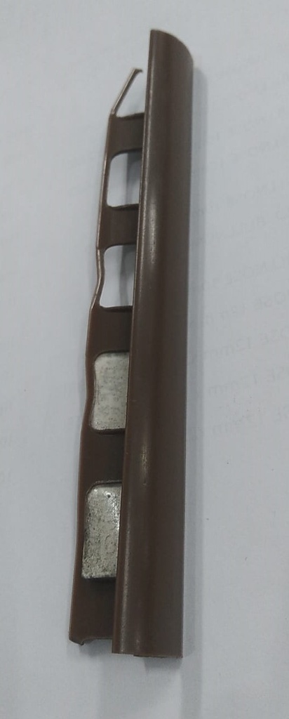 [1001] BOCEL REDONDO PLASTICO LISO CAFE OSCURO 10MM